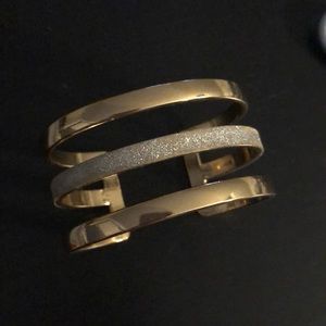 Gold bracelet